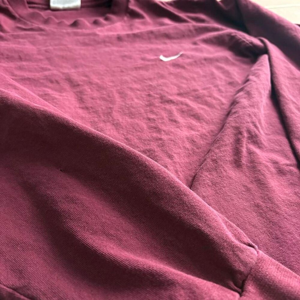 Nike Men's Burgundy Shirt